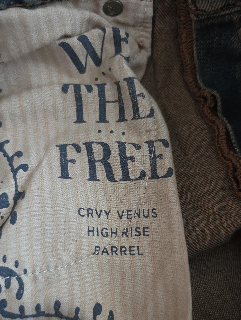 NWT We The Free CRVY Venus Barrels